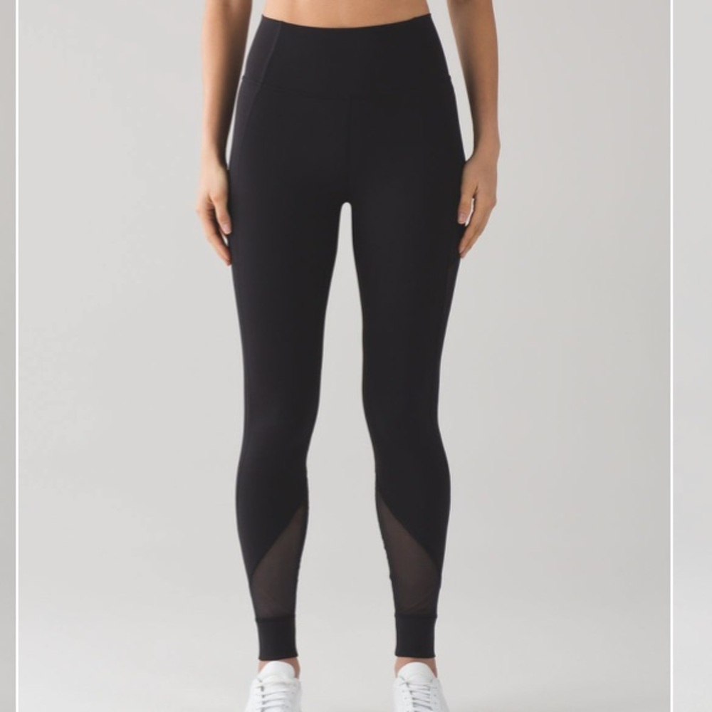 Lululemon Hot Like Agni Pant
Black